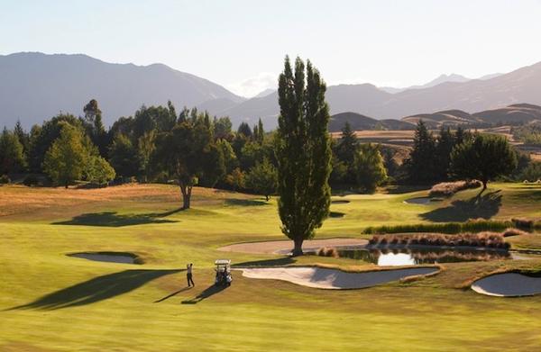 The Remarkables Nine course which overlooks the Remarkables mountains.